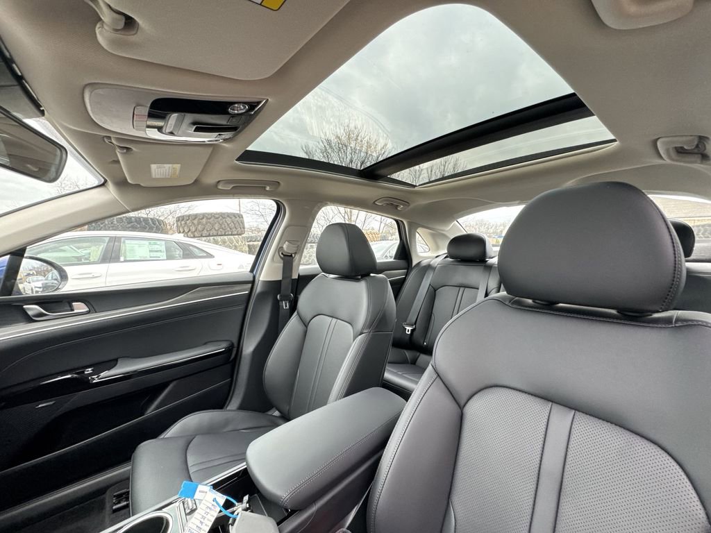 New 2026 Kia K5 EX image 22