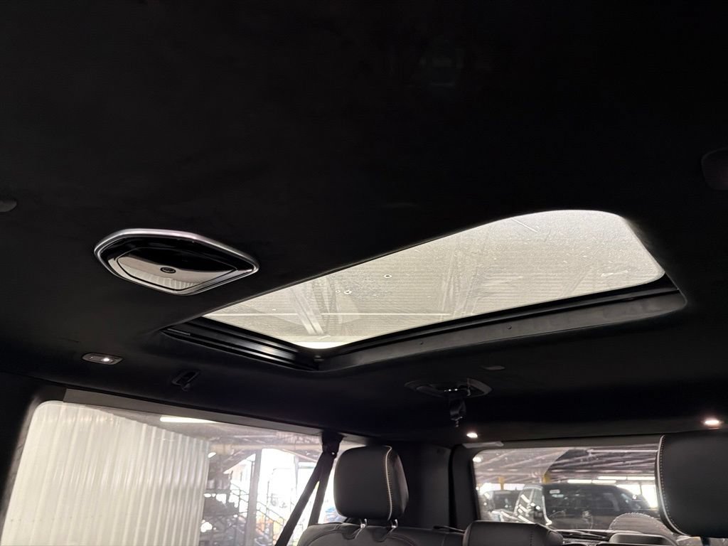 New 2026 Jeep Grand Wagoneer L Summit AWD/4WD image 15