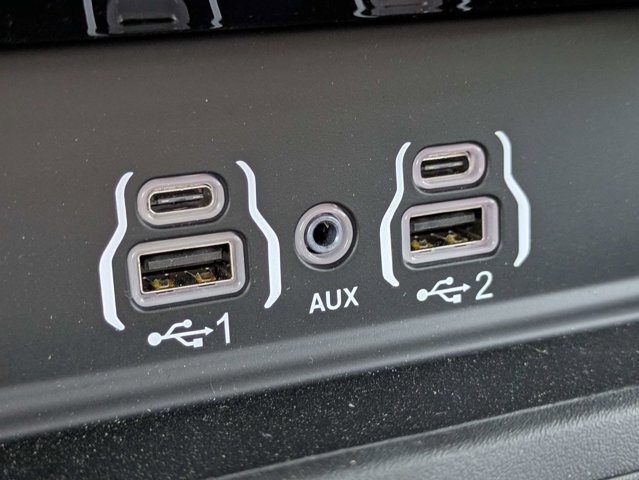New 2026 RAM 2500 Laramie AWD/4WD image 22
