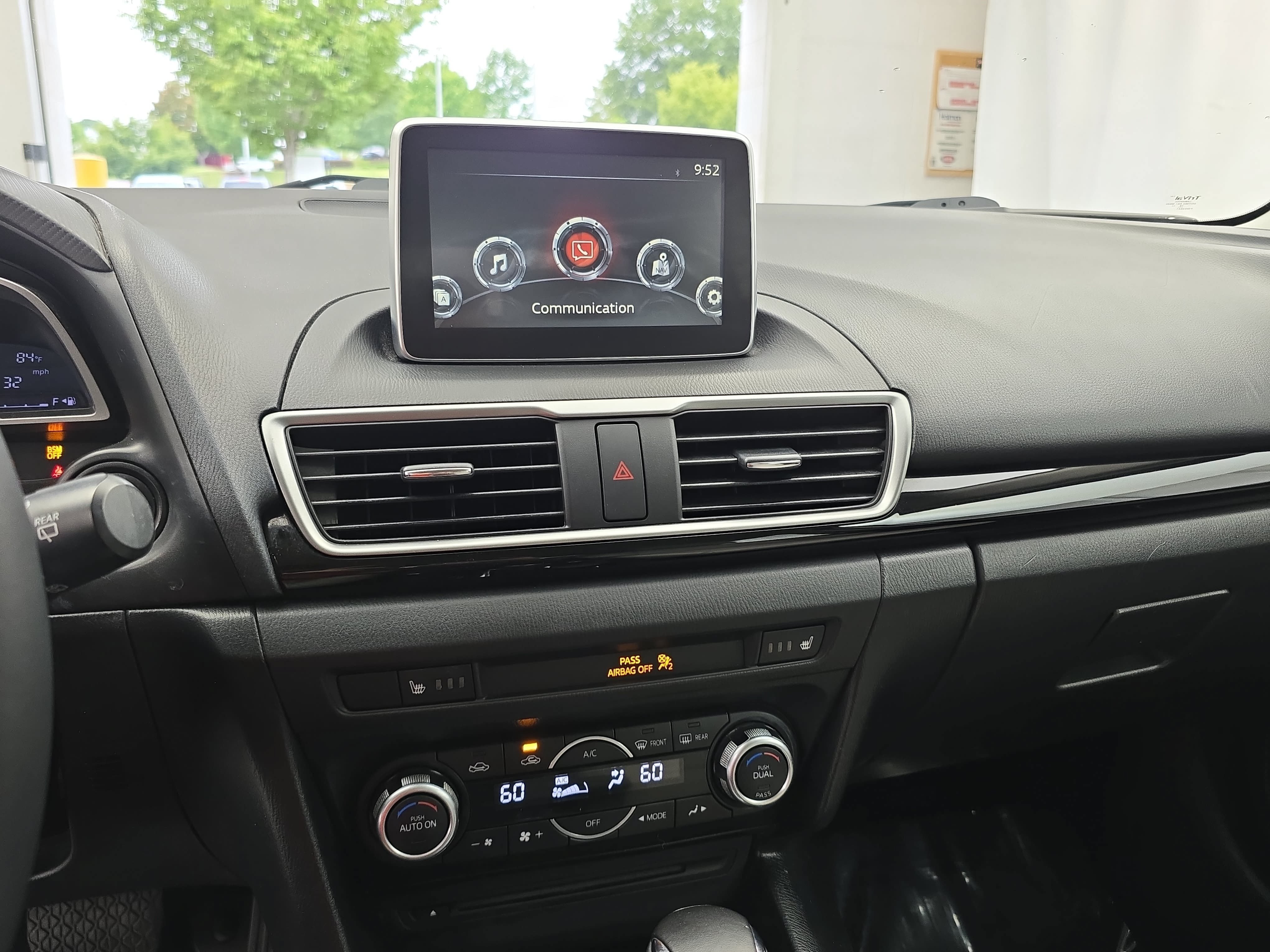 Used 2014 MAZDA MAZDA3 i Grand Touring FWD image 19