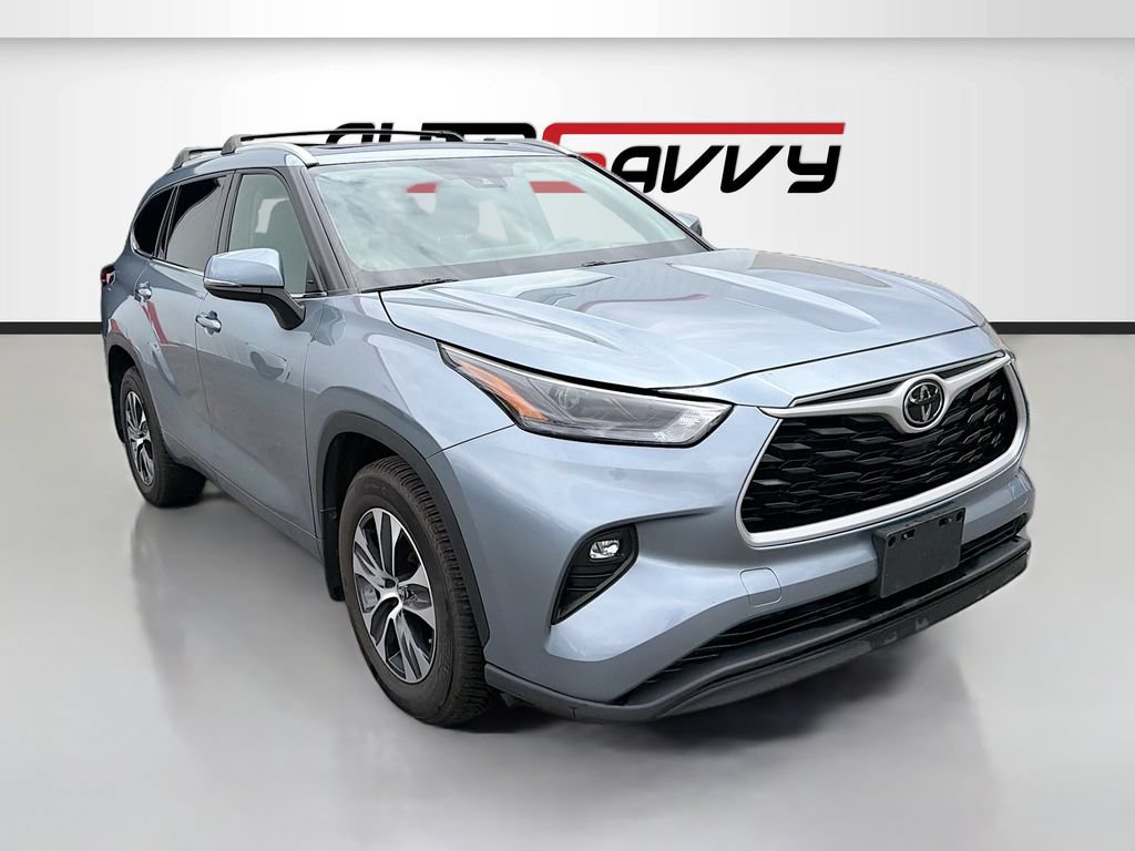 Used 2022 Toyota Highlander XLE