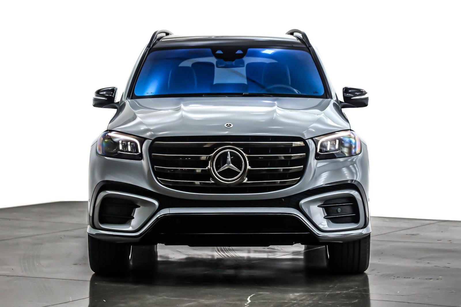 New 2026 Mercedes-Benz GLS 580 4MATIC image 2