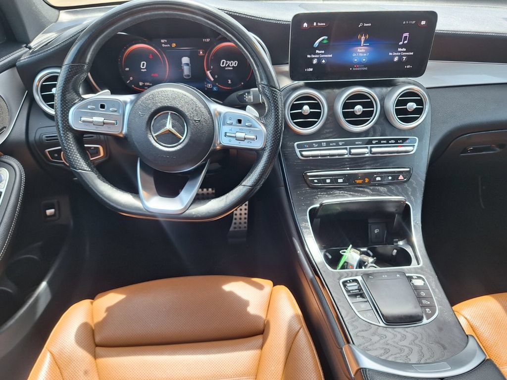 Used 2023 Mercedes-Benz GLC 300 4MATIC Coupe image 10