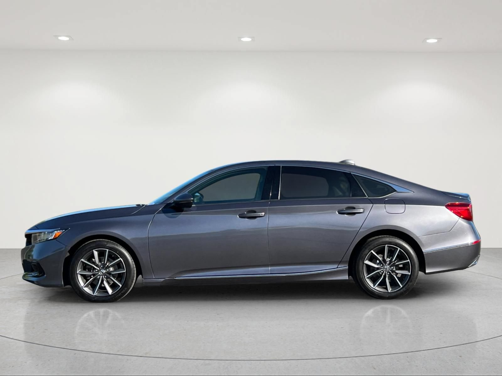 Used 2021 Honda Accord EX-L image 2