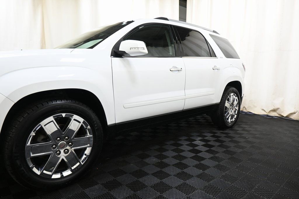 Used 2017 GMC Acadia Limited SLT image 12