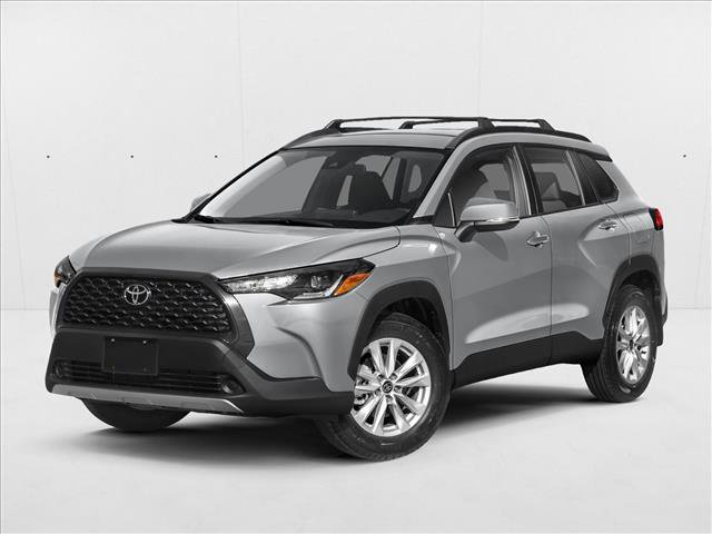 Used 2024 Toyota Corolla Cross LE image 1