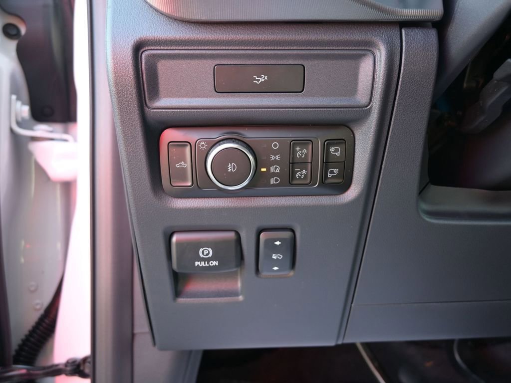 New 2026 Ford F150 Lariat w/ Equipment Group 501A Mid image 27