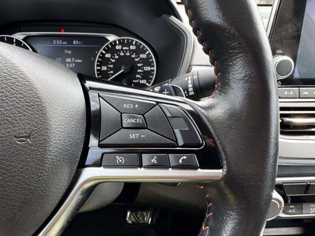 Used 2023 Nissan Altima 2.5 SR FWD image 23