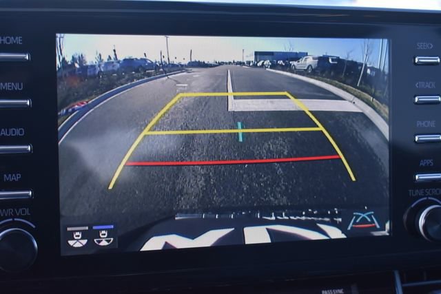 Used 2023 Toyota Sienna Limited image 35