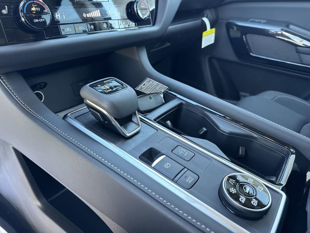 New 2026 Nissan Pathfinder SV image 20