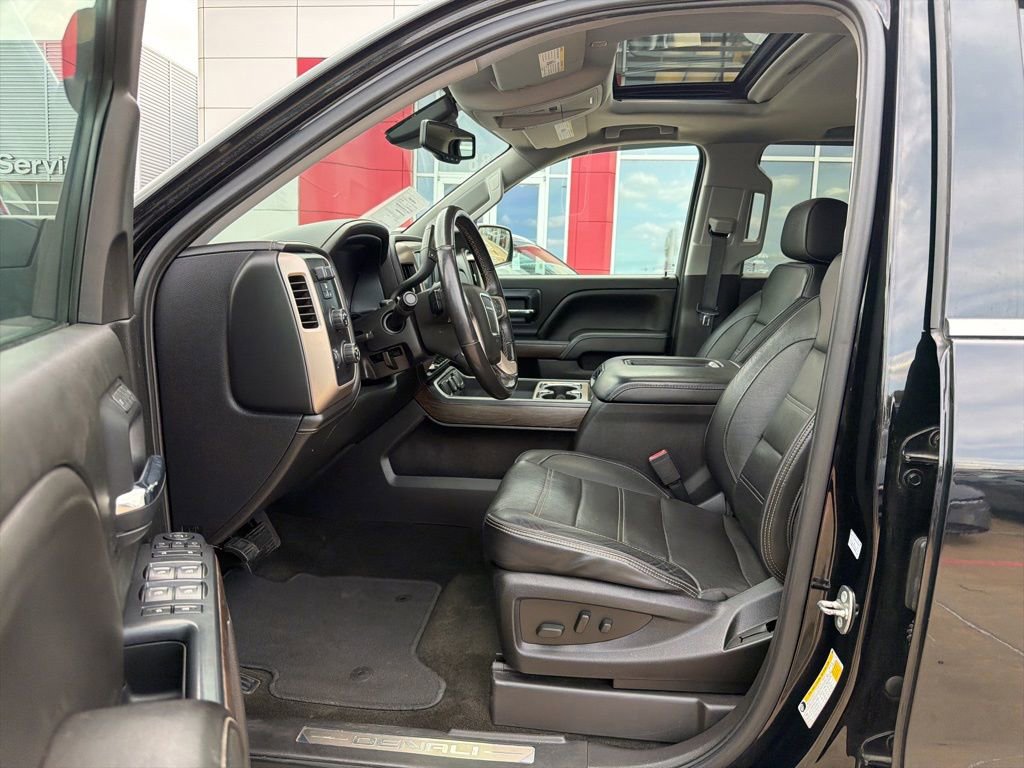 Used 2018 GMC Sierra 1500 Denali AWD/4WD image 14