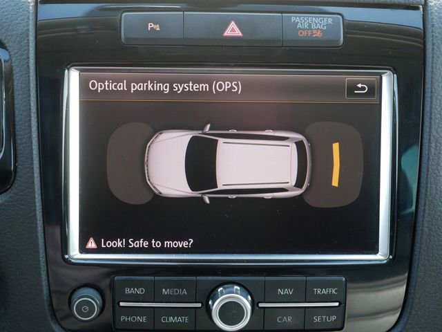 Used 2012 Volkswagen Touareg VR6 image 33