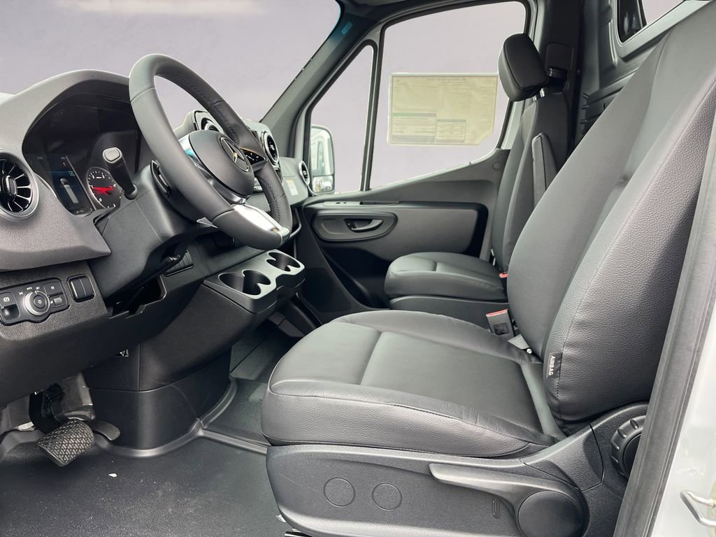 New 2026 Mercedes-Benz Sprinter 144 Cargo image 7