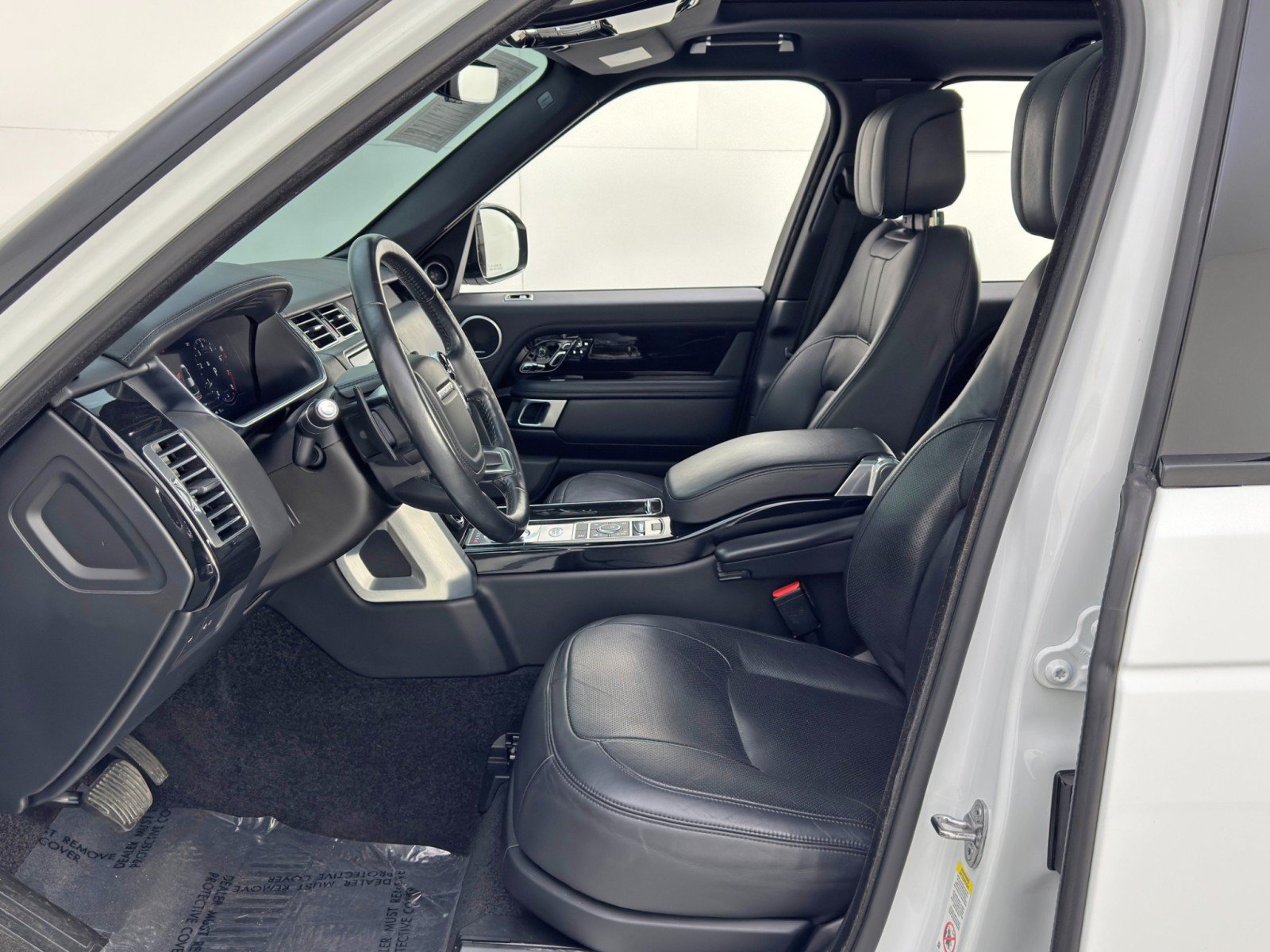Used 2020 Land Rover Range Rover HSE AWD/4WD image 16