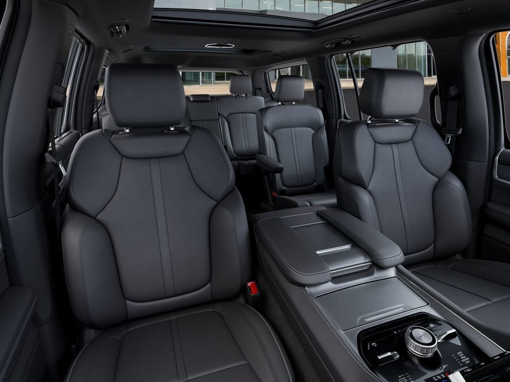 New 2026 Jeep Grand Wagoneer Limited AWD/4WD image 16