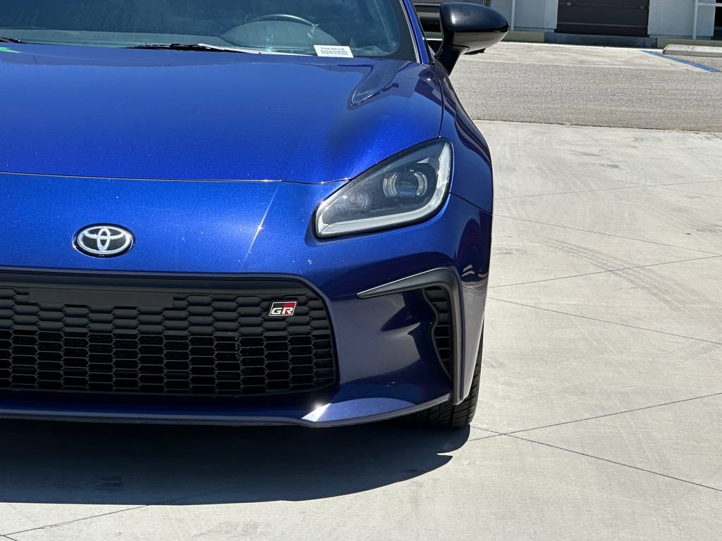 Used 2022 Toyota GR86 w/ ALL Weather Mat Package (TMS) RWD image 13