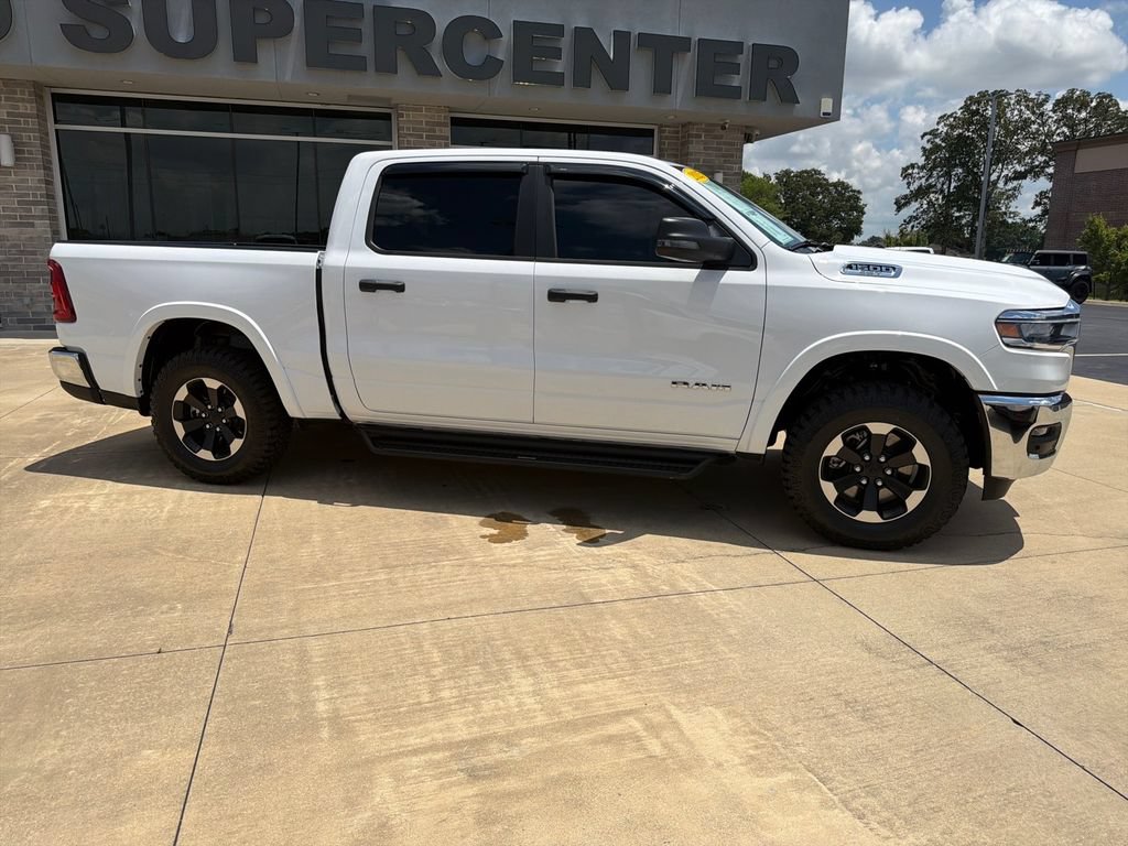 Used 2025 RAM 1500 Big Horn AWD/4WD image 3