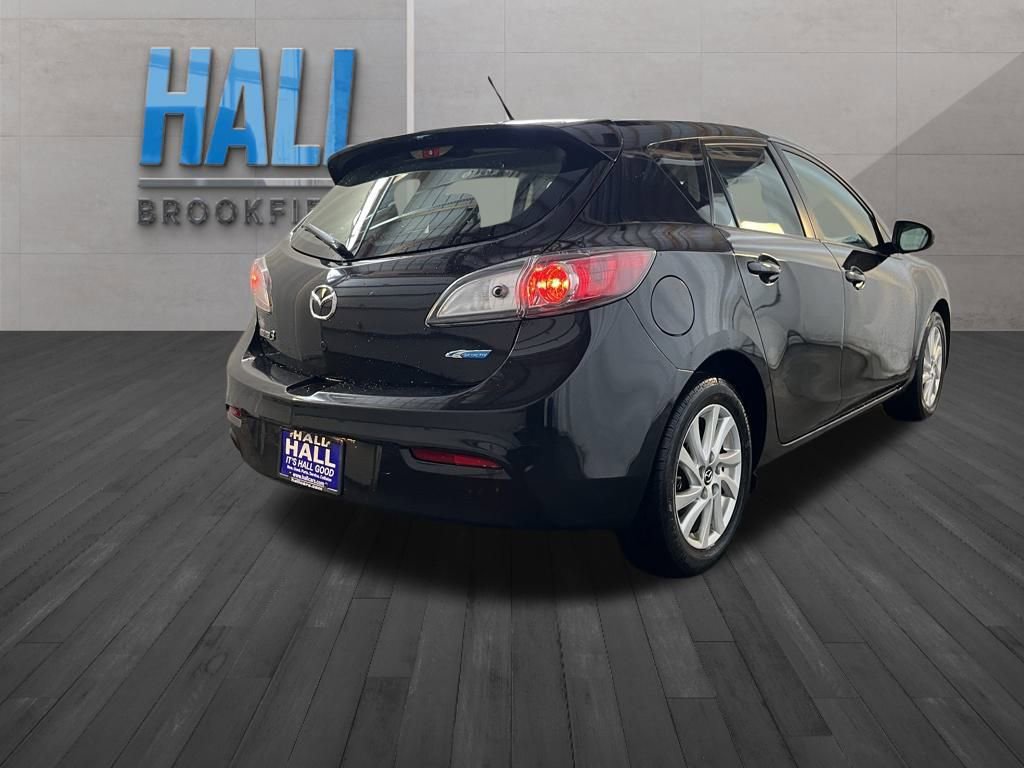 Used 2013 MAZDA MAZDA3 i Touring w/ Preferred Equipment Pkg image 5