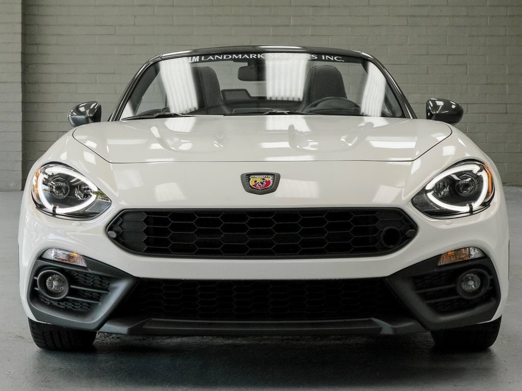 Used 2019 FIAT 124 Spider Abarth w/ Convenience Group RWD image 5