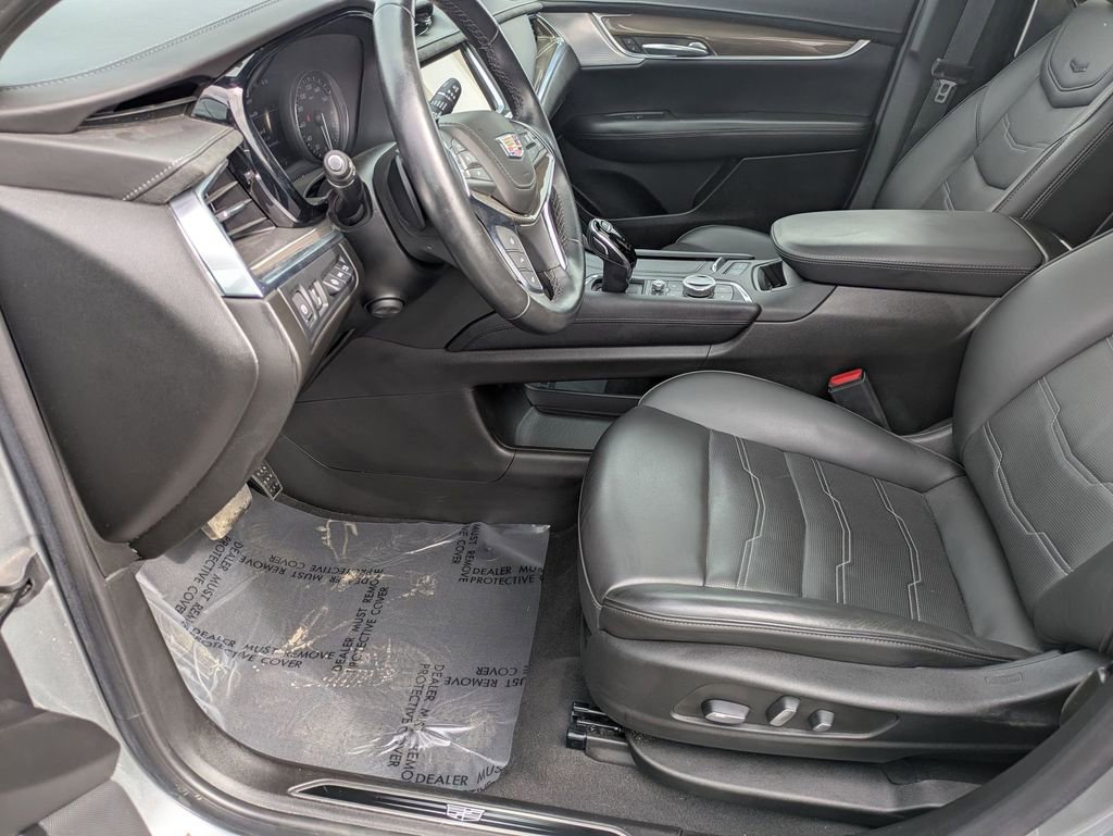 Used 2024 Cadillac XT5 Premium Luxury w/ Platinum Package image 13