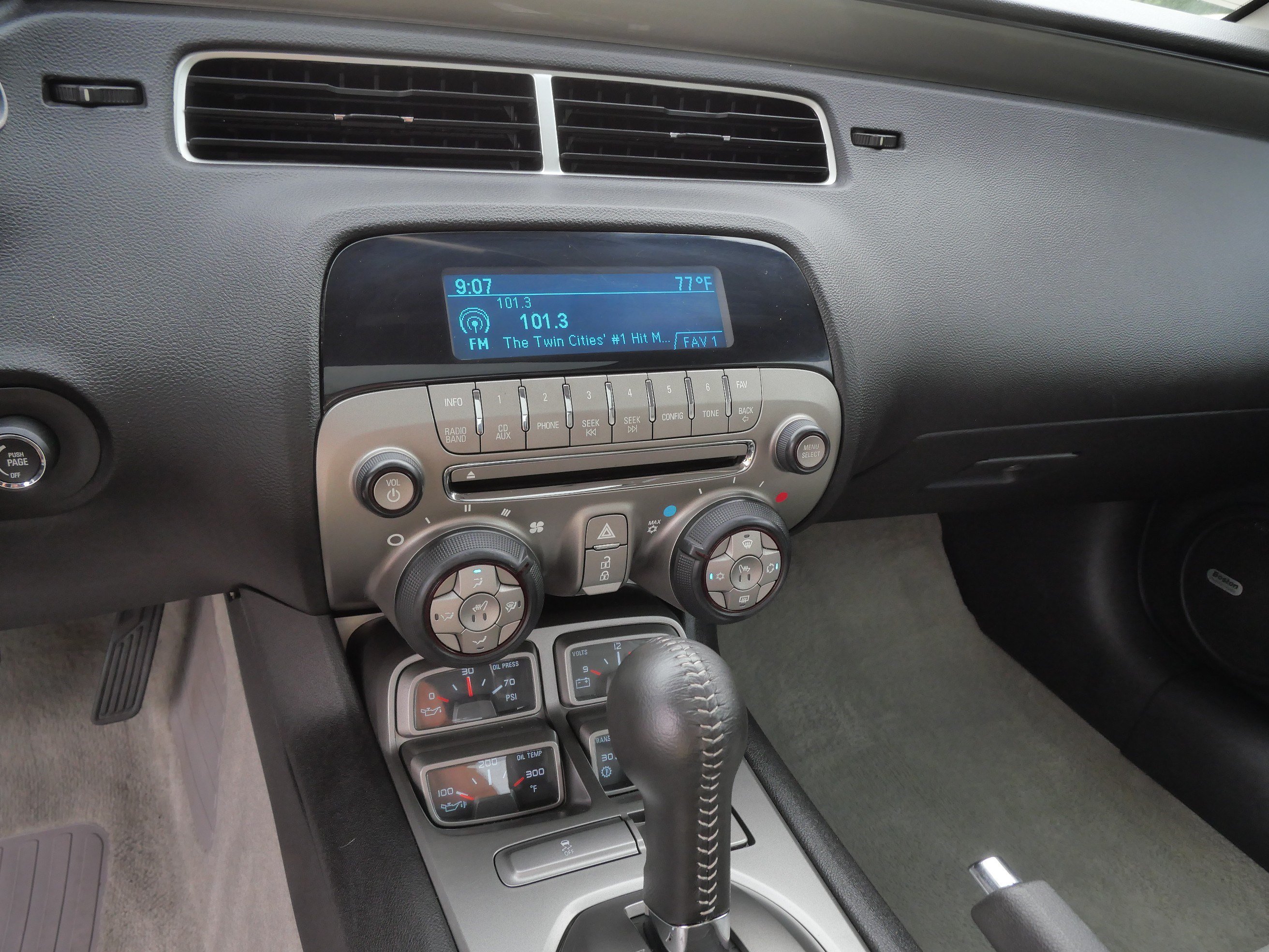 Used 2011 Chevrolet Camaro LT RWD image 22