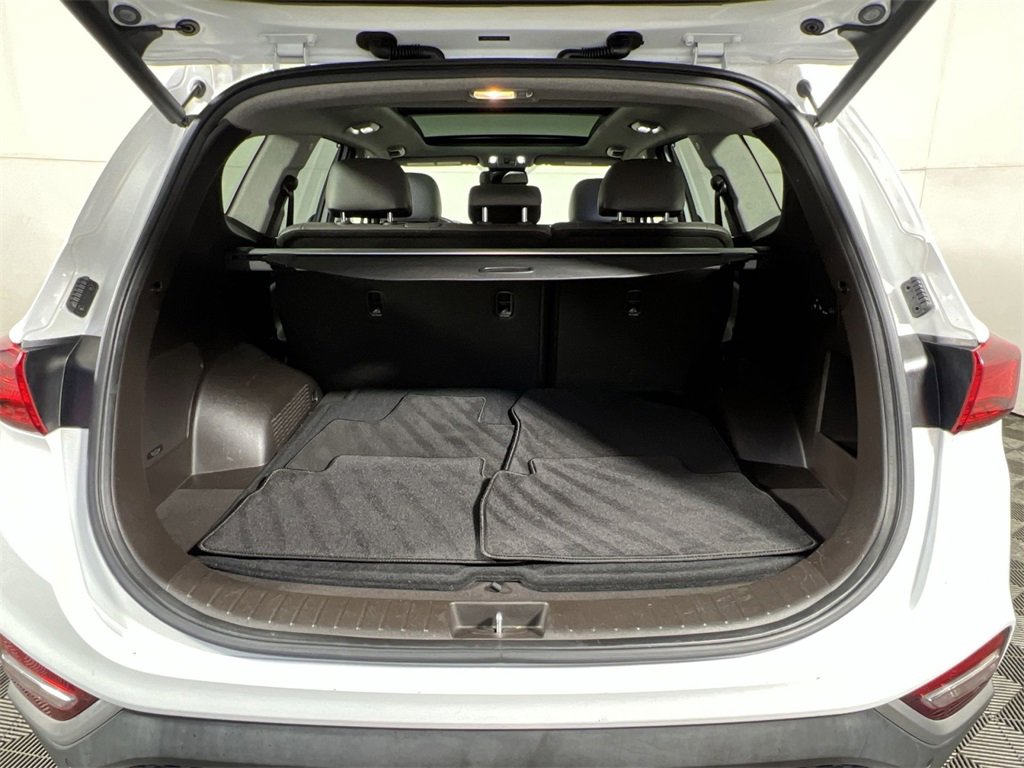 Used 2019 Hyundai Santa Fe Limited image 20
