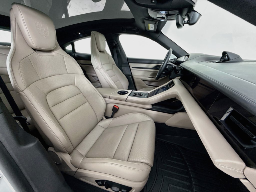 Certified 2024 Porsche Taycan 4S AWD/4WD image 31
