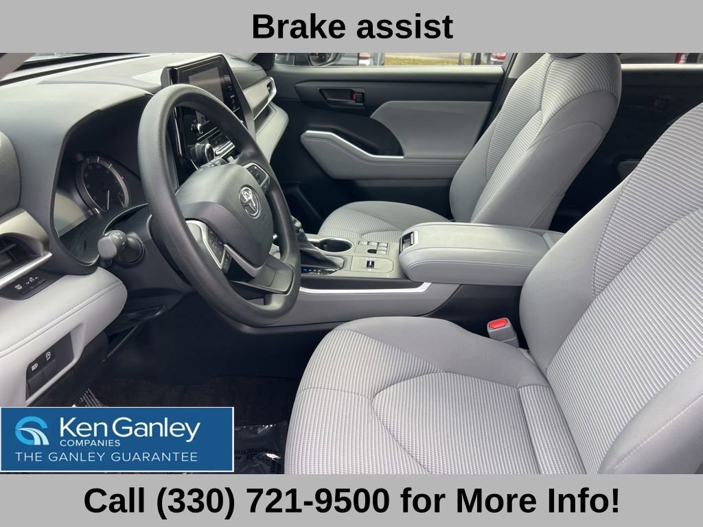 Used 2023 Toyota Highlander L image 41