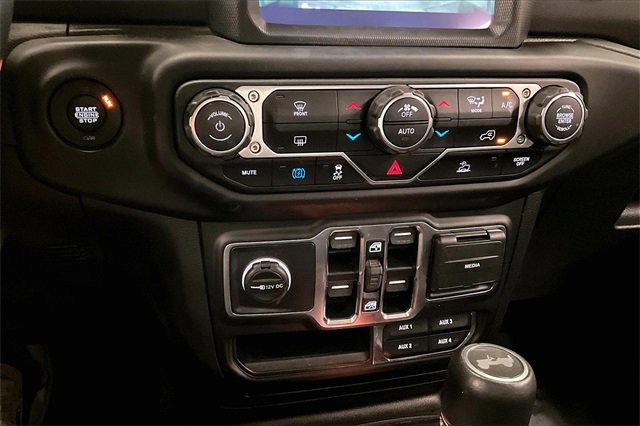 Used 2021 Jeep Wrangler Unlimited Sahara image 27