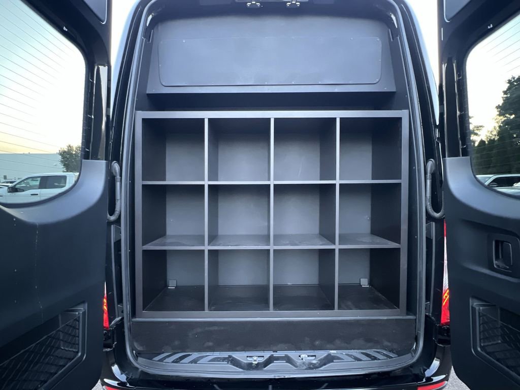 Used 2019 Mercedes-Benz Sprinter 170 image 22