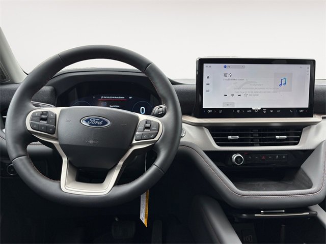 New 2025 Ford Explorer Active w/ Active Comfort Package image 12