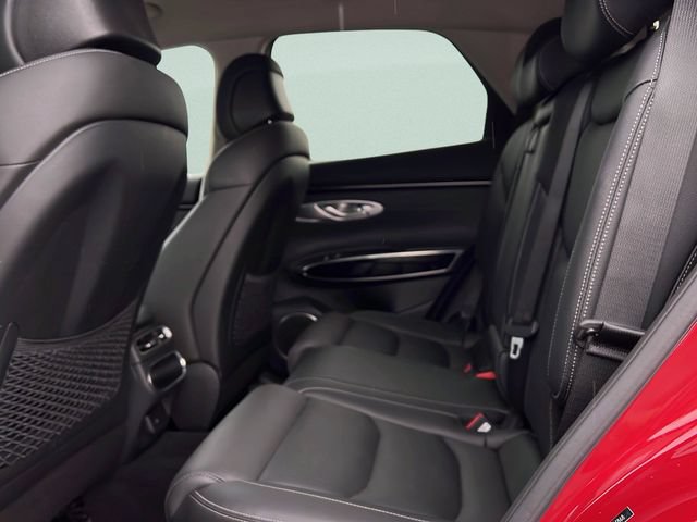 Certified 2025 Genesis GV70 2.5T AWD/4WD image 13