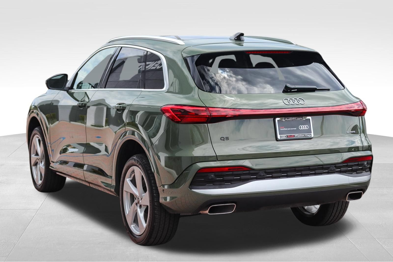 Certified 2025 Audi Q5 Premium w/ Premium Plus AWD/4WD image 5
