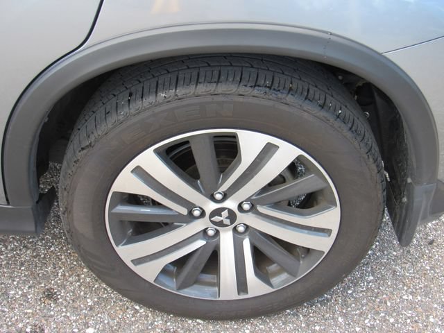 Used 2024 Mitsubishi Outlander Sport ES AWD/4WD image 13