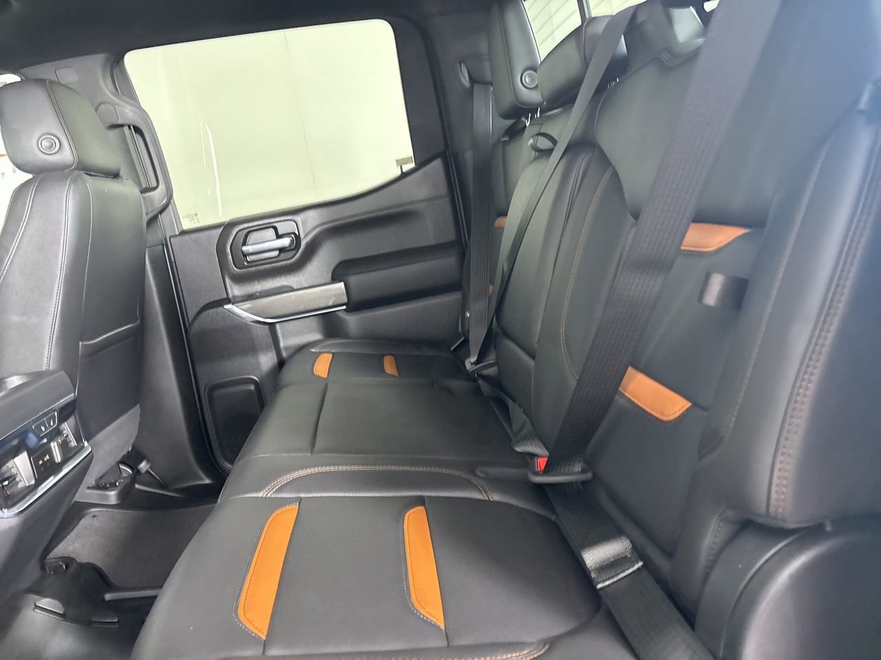 Used 2021 GMC Sierra 1500 AT4 w/ AT4 Preferred Package AWD/4WD image 24
