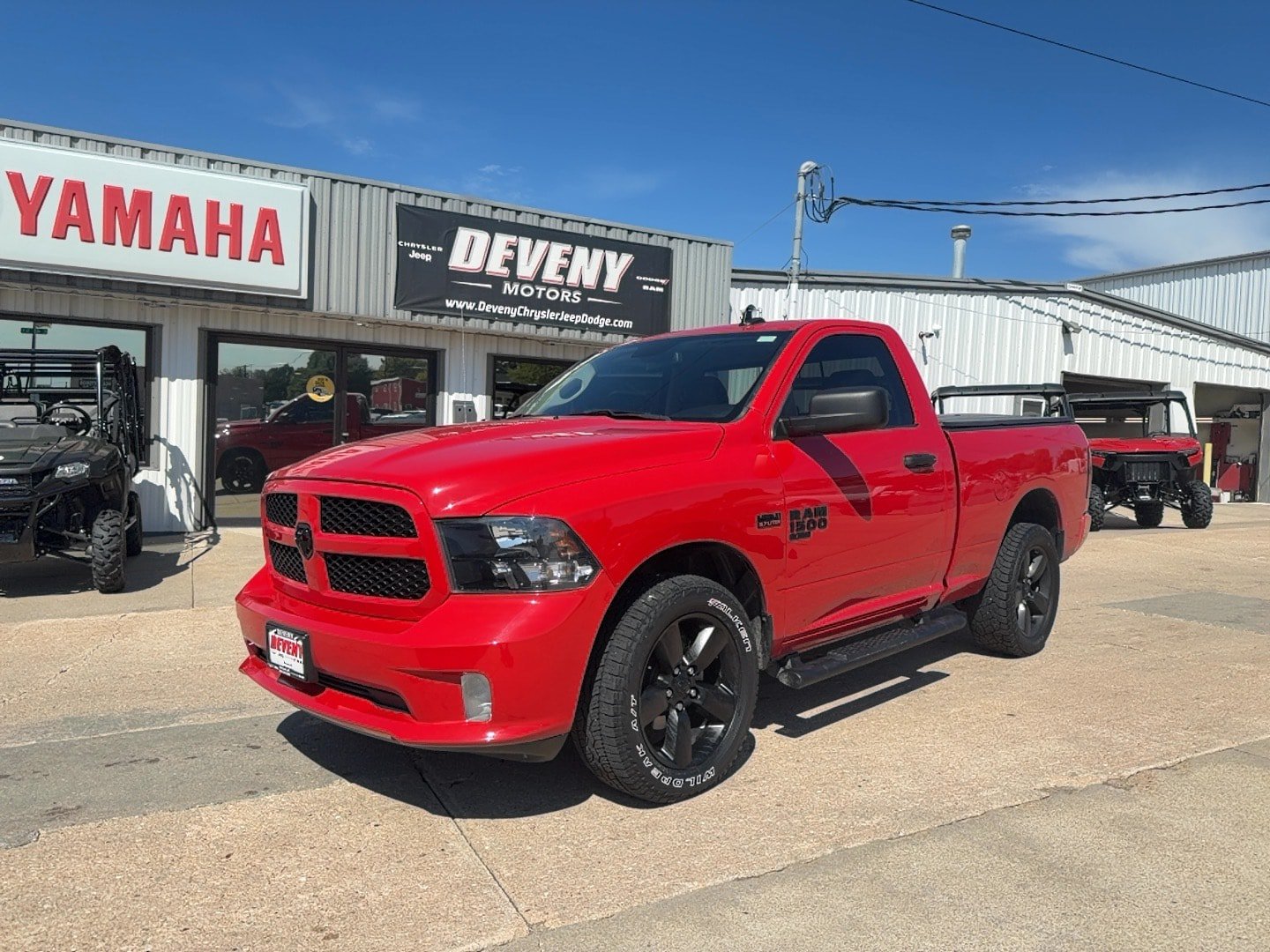 Used 2021 RAM 1500 Express w/ Express Value Package AWD/4WD image 2