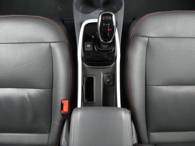 Used 2021 Chevrolet Bolt Premier w/ Infotainment Package FWD image 25