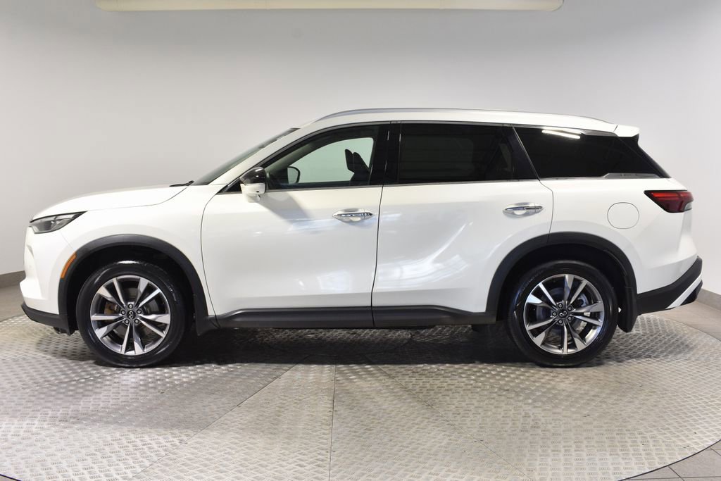 Used 2023 INFINITI QX60 Luxe w/ Cargo Package image 2