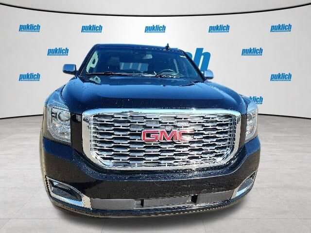 Used 2019 GMC Yukon Denali w/ Denali Ultimate Black Edition AWD/4WD image 2