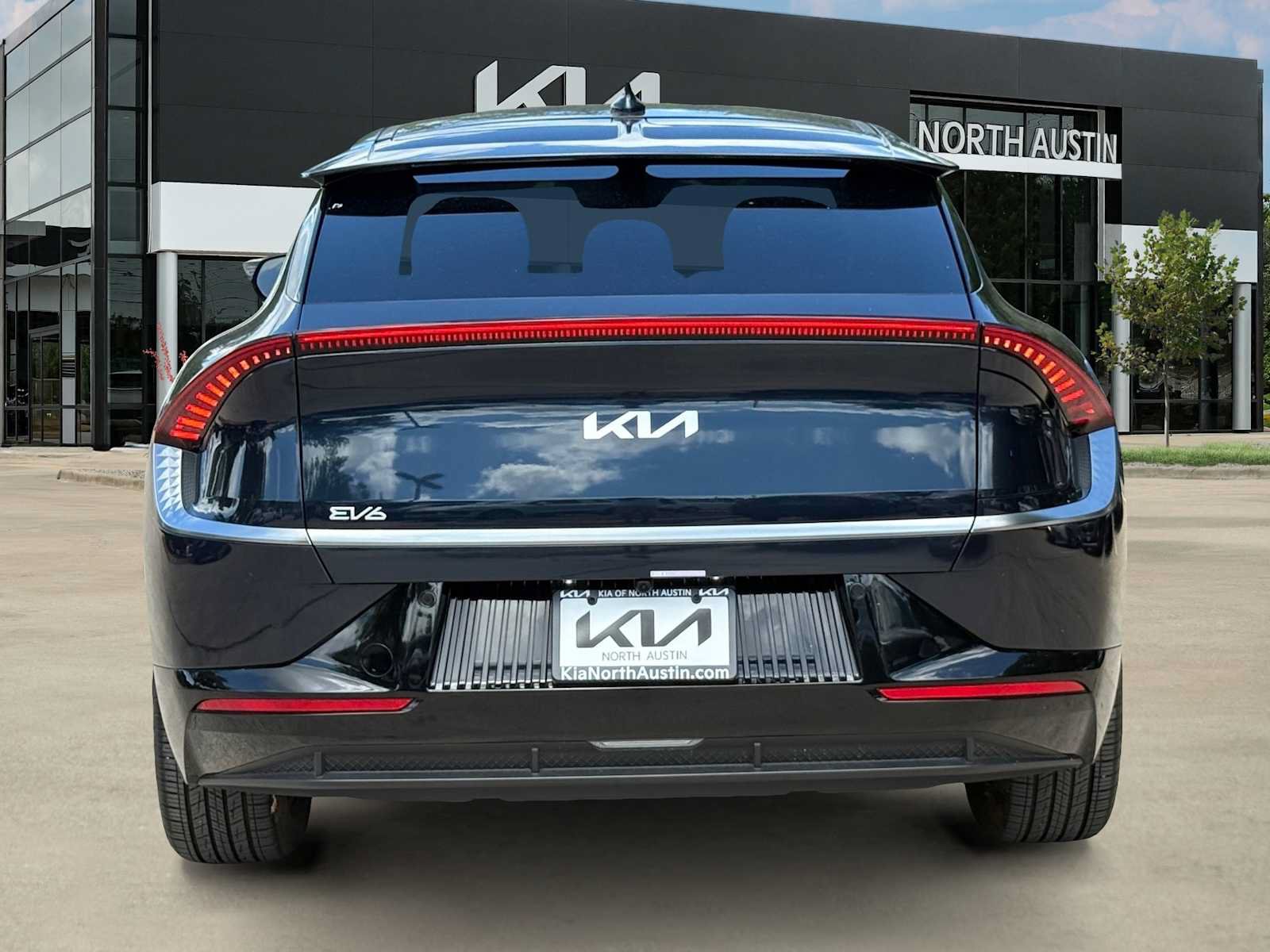Certified 2024 Kia EV6 Wind RWD image 10