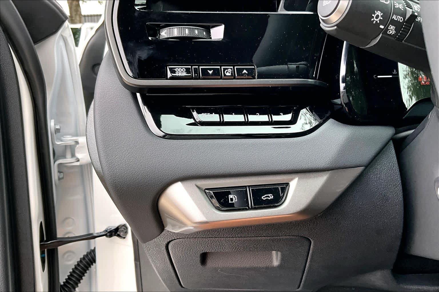 New 2026 Lexus RX 350 FWD image 13