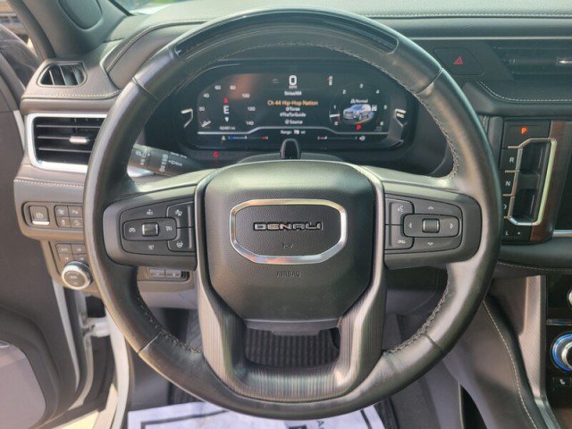 Used 2023 GMC Yukon XL Denali Ultimate AWD/4WD image 19