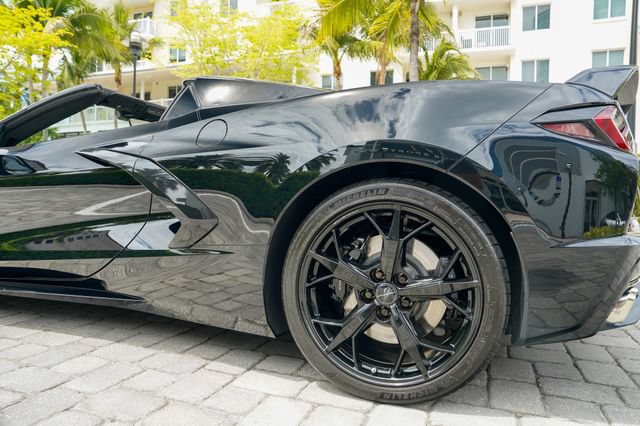 Used 2020 Chevrolet Corvette Stingray Premium Conv w/ 3LT Preferred Equipment Group RWD image 18