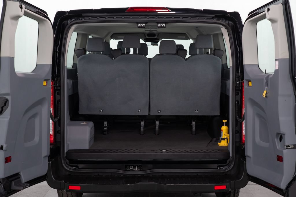 Used 2019 Ford Transit 350 XLT RWD image 8