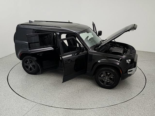 Certified 2023 Land Rover Defender 110 S AWD/4WD image 40