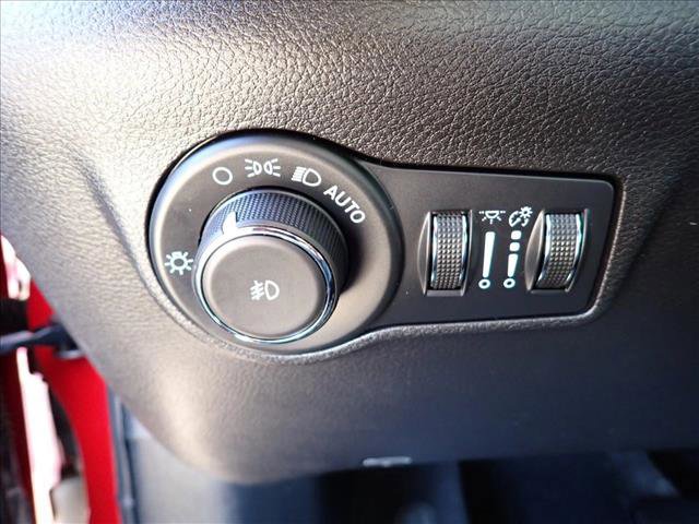 Used 2023 Jeep Compass Limited AWD/4WD image 15