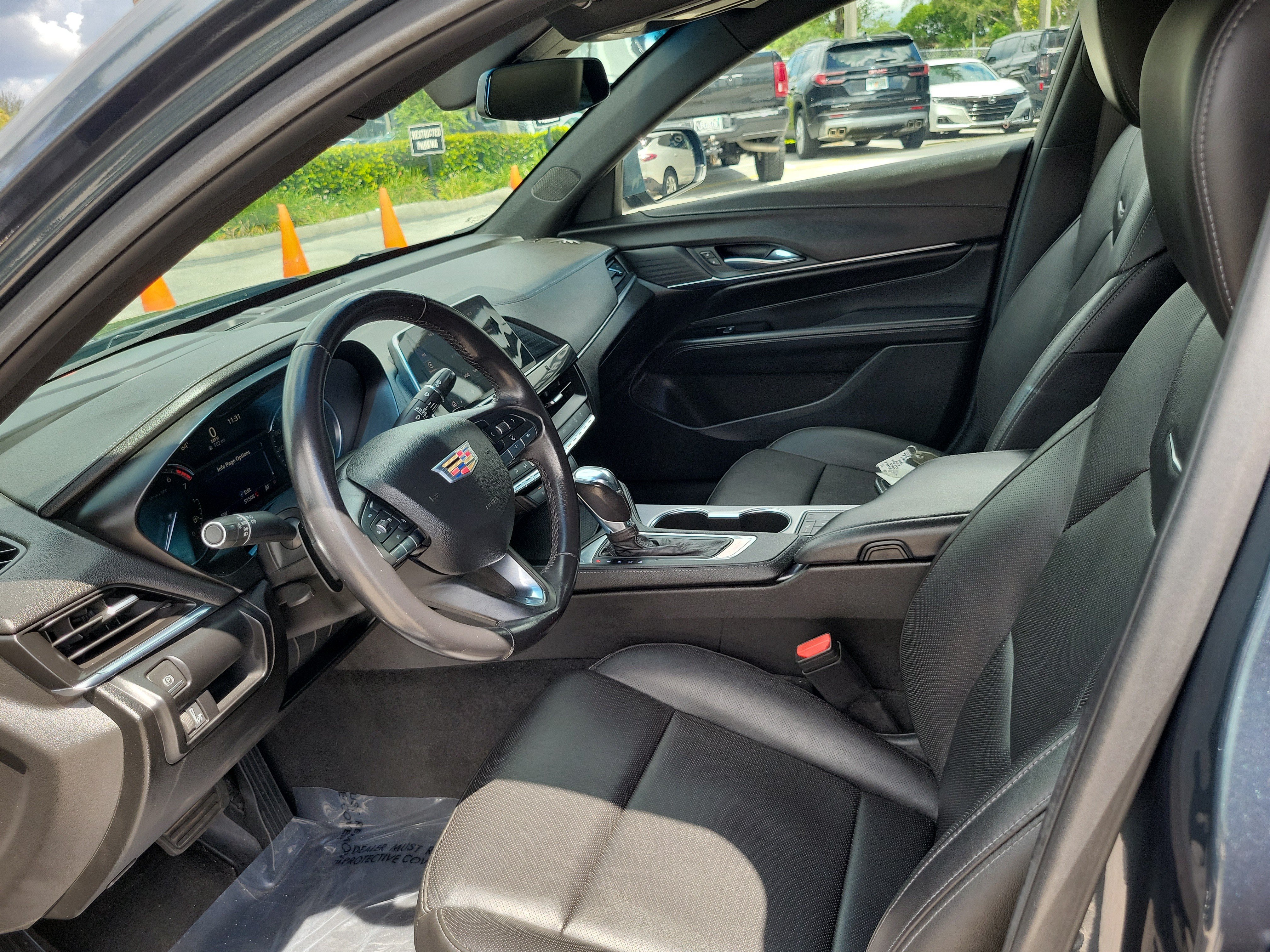 Used 2021 Cadillac CT4 Premium Luxury RWD image 11