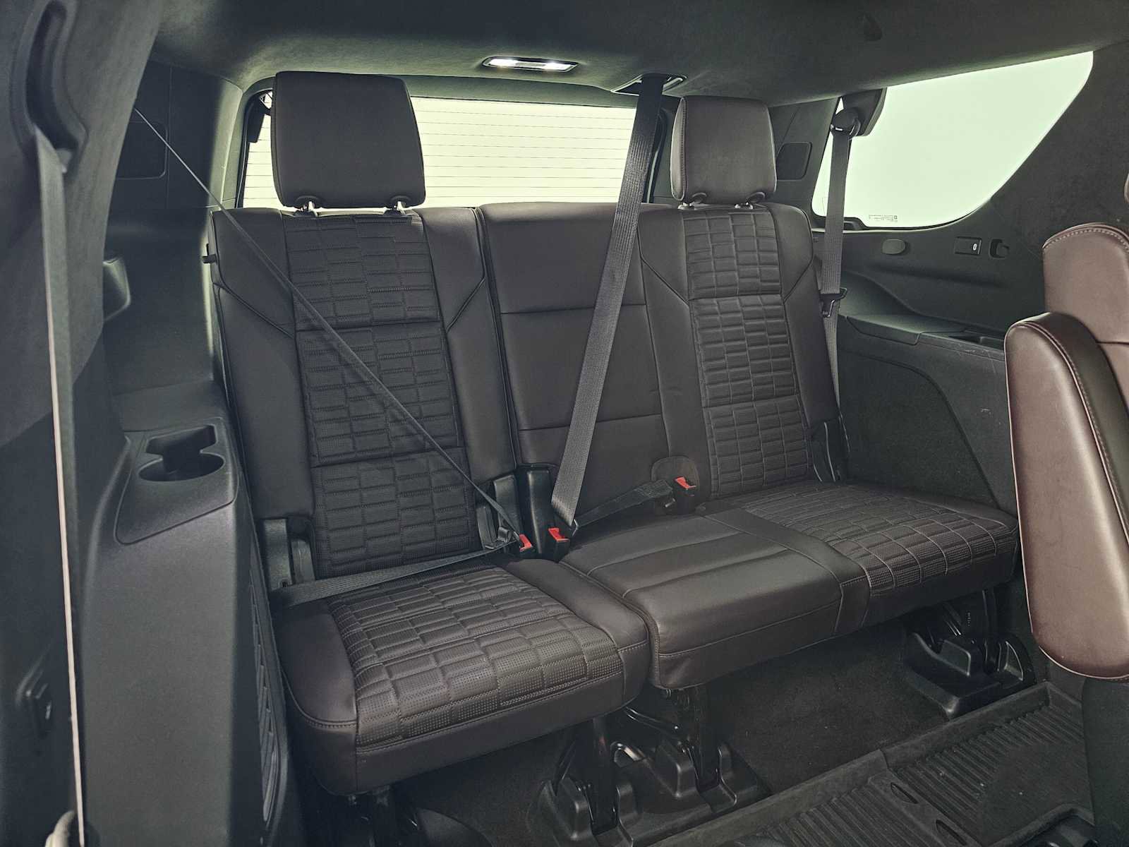 Used 2023 Cadillac Escalade Sport Platinum w/ LPO, ONYX Package image 14