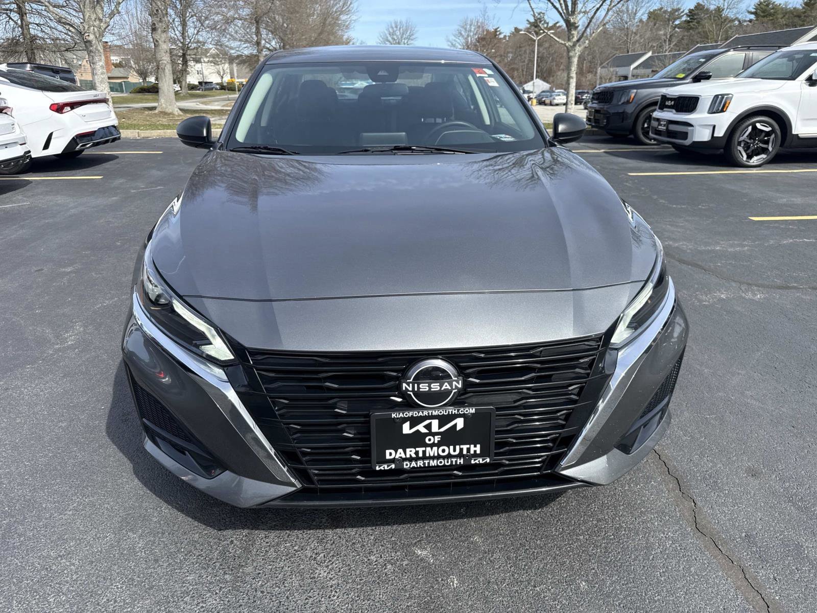Used 2024 Nissan Altima 2.5 SV image 11