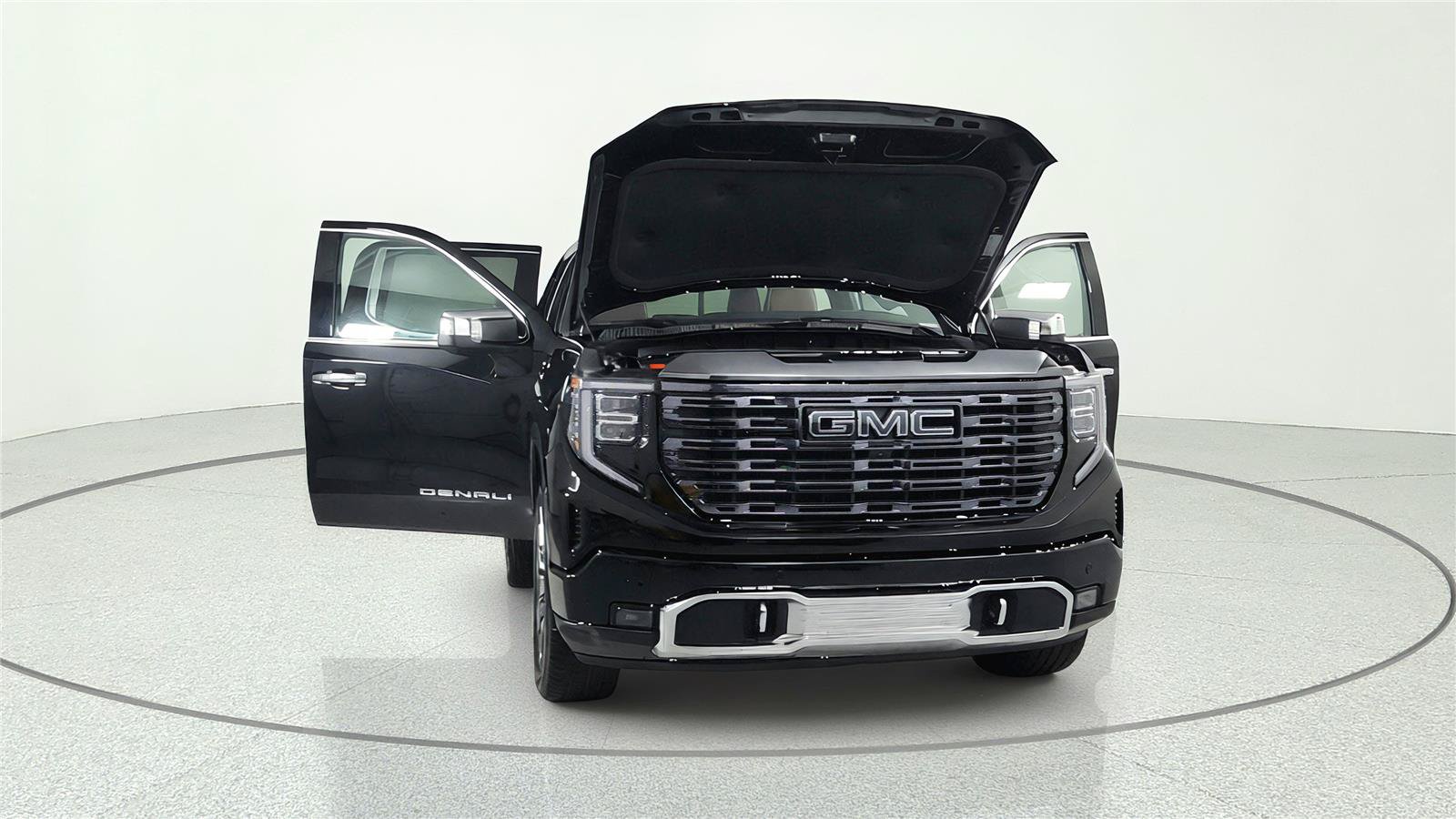 Used 2023 GMC Sierra 1500 Denali Ultimate AWD/4WD image 5